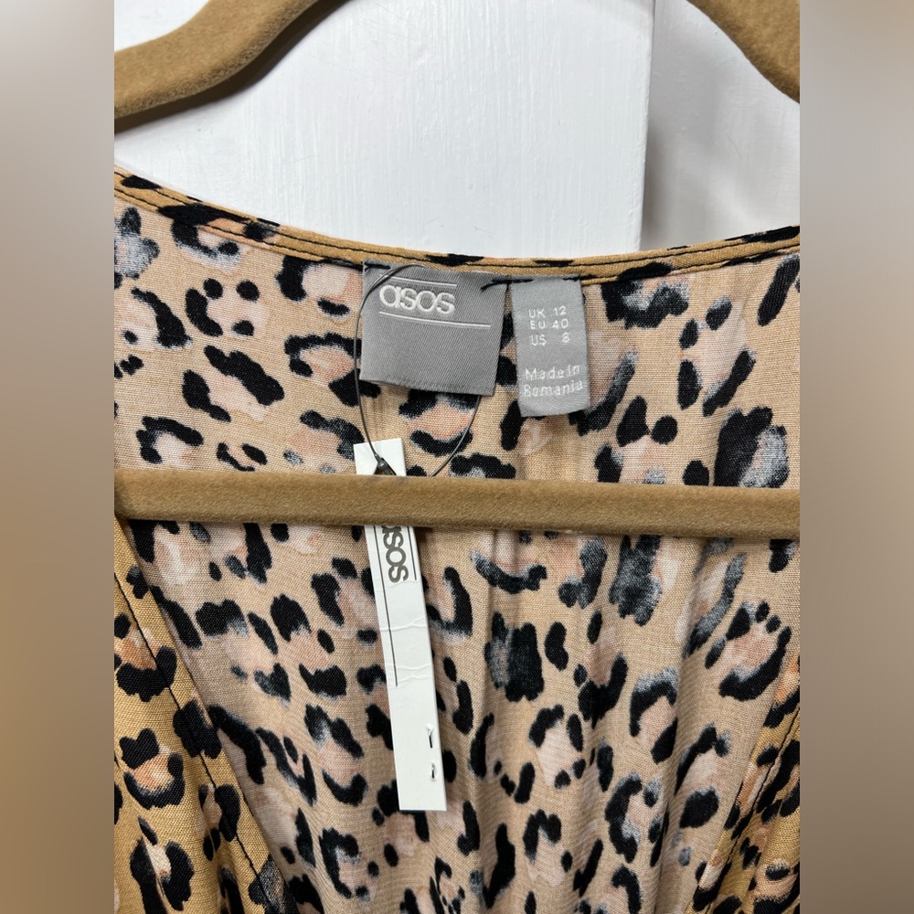 🆕ASOS DESIGN wrap tie jumpsuit 100% VISCOSE in leopard print size 8 - Picture 8 of 10